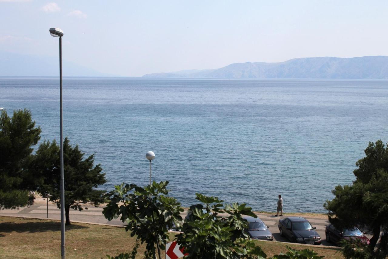 Apartments By The Sea Novi Vinodolski - 5558 Kültér fotó