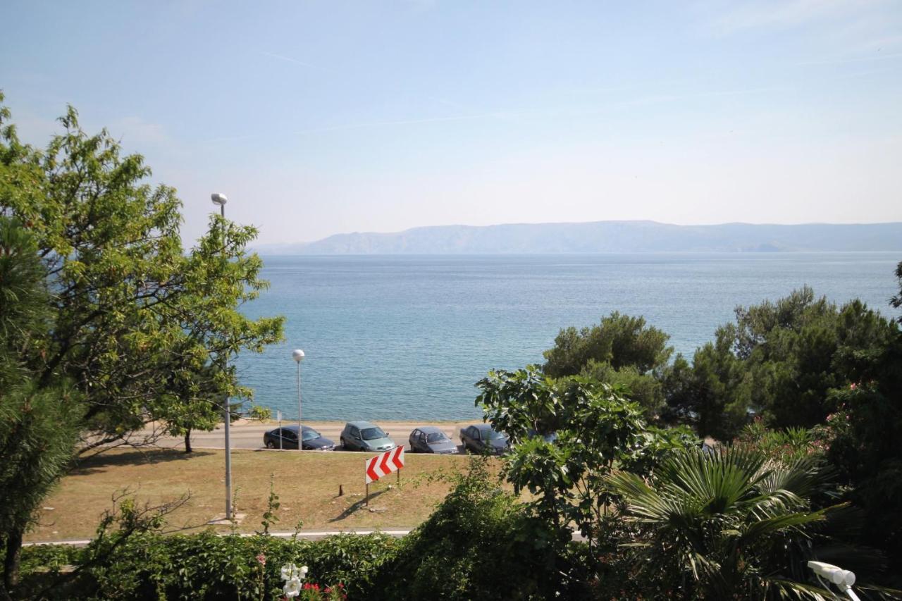 Apartments By The Sea Novi Vinodolski - 5558 Kültér fotó